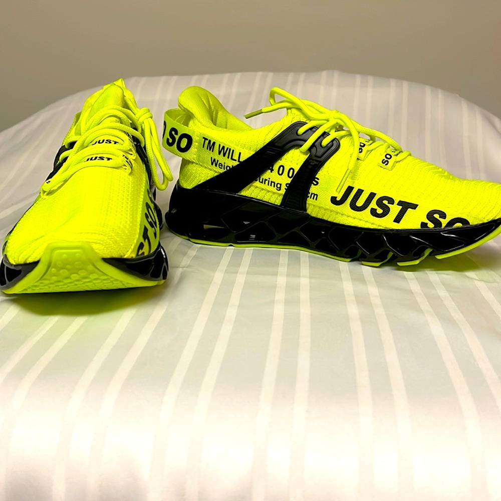 NEW Just so Women Running Athletic Sport Sneakers.